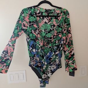 Brand new floral zara bodysuit. Never worn. TAGS!